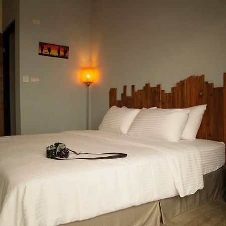 Lugo Hotel Manzhou Екстериор снимка