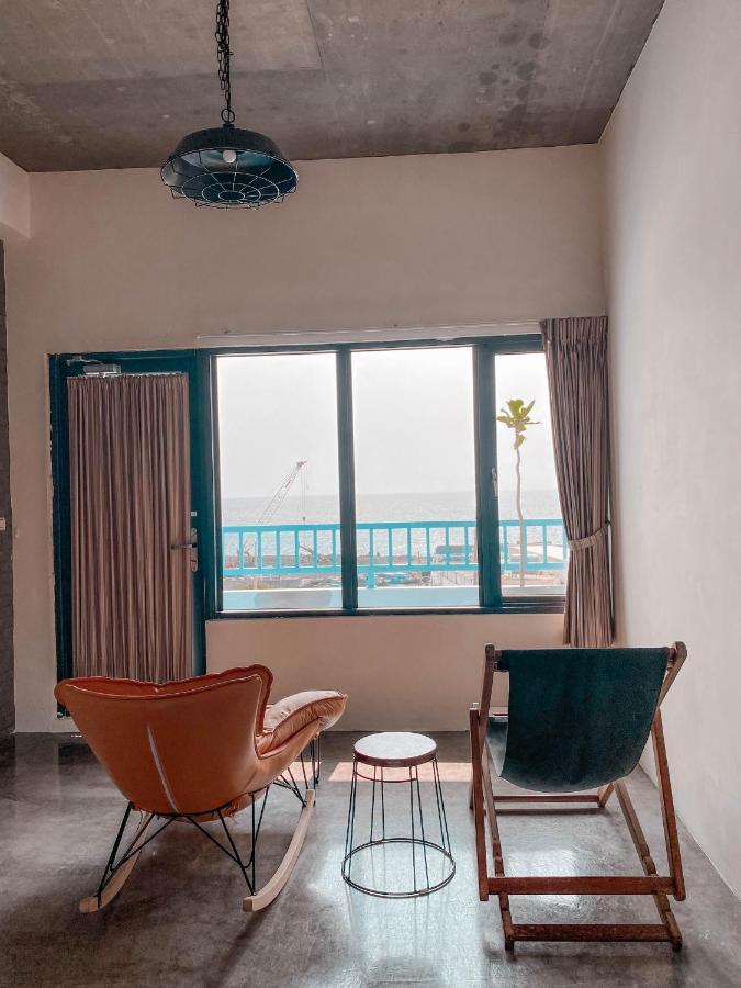 Lugo Hotel Manzhou Екстериор снимка