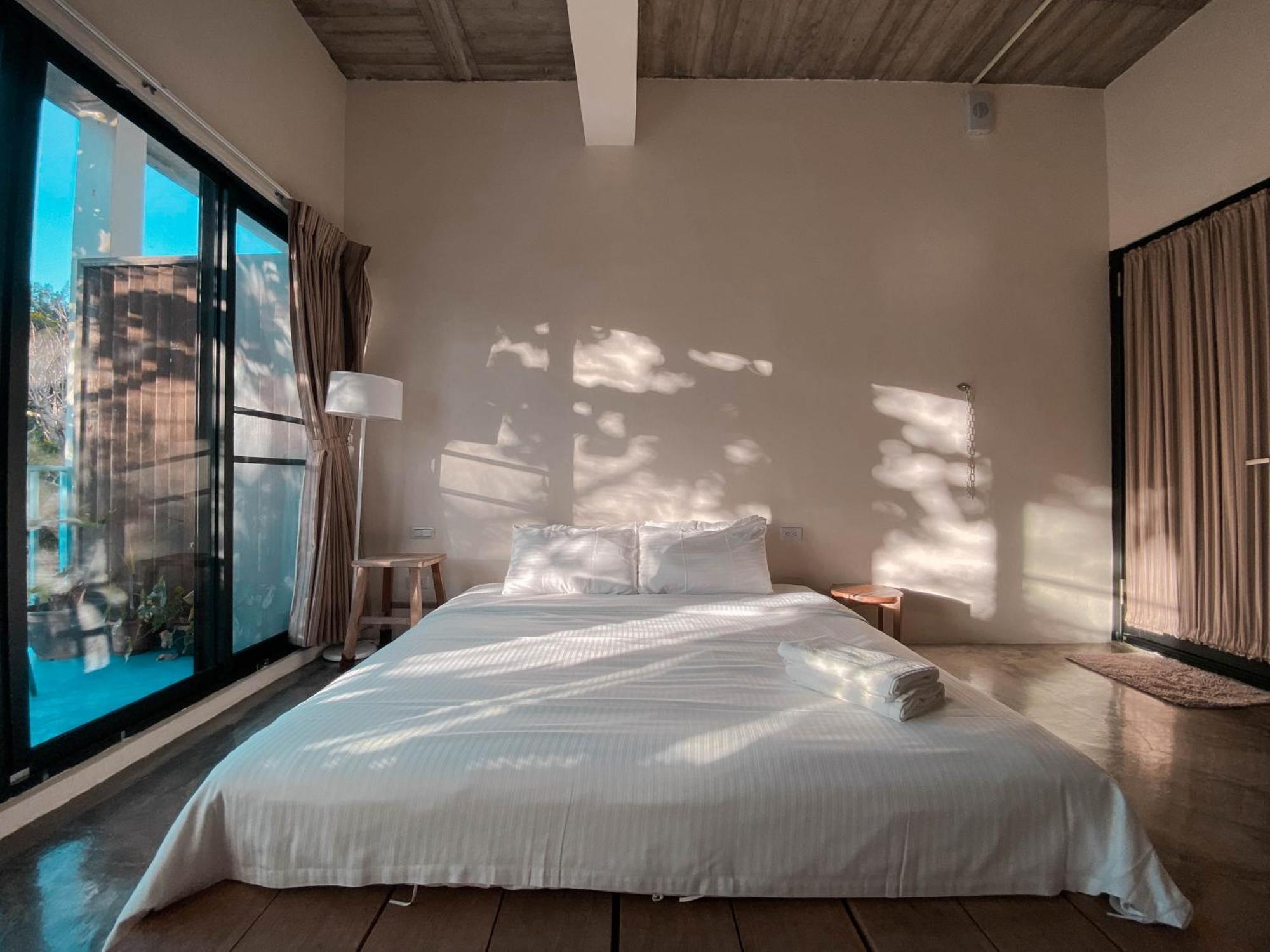 Lugo Hotel Manzhou Стая снимка